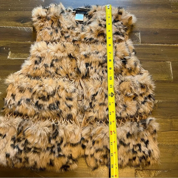BCBG MAXAZRIA Fur Leopard Print Vest - Picture 6 of 8